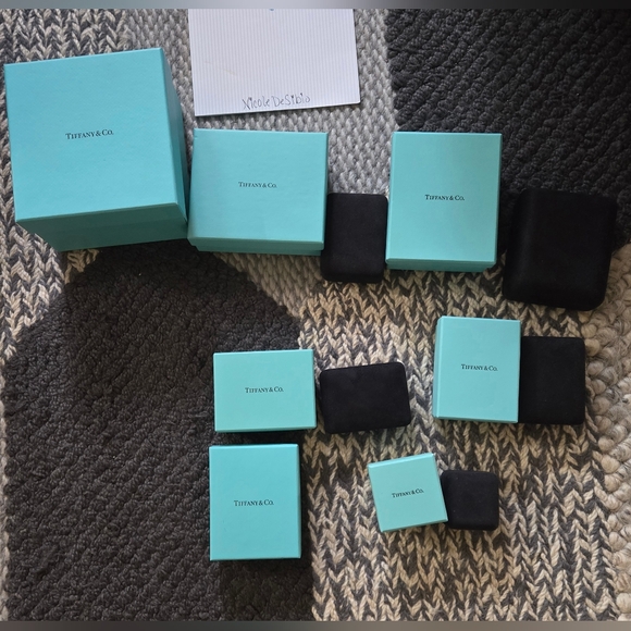 Tiffany & Co. Lot Of Showcase Boxes - Picture 5 of 5